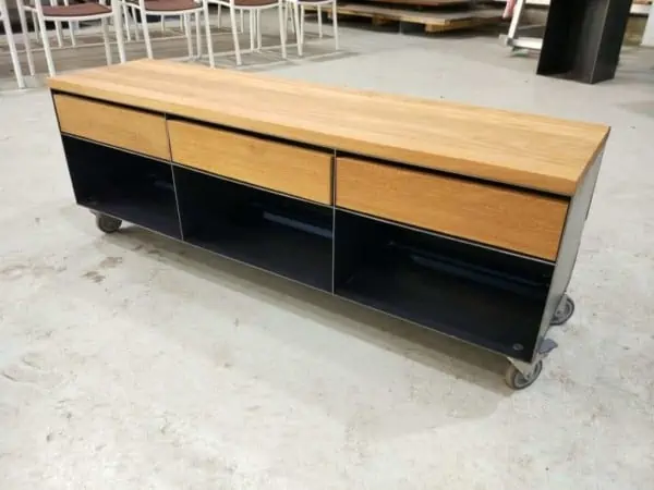 lowboard-sideboard-tv-board-moebel-holz-schwarz-eiche-massivholz-grau-metall-design-modern-mit-schubladen-classic-003